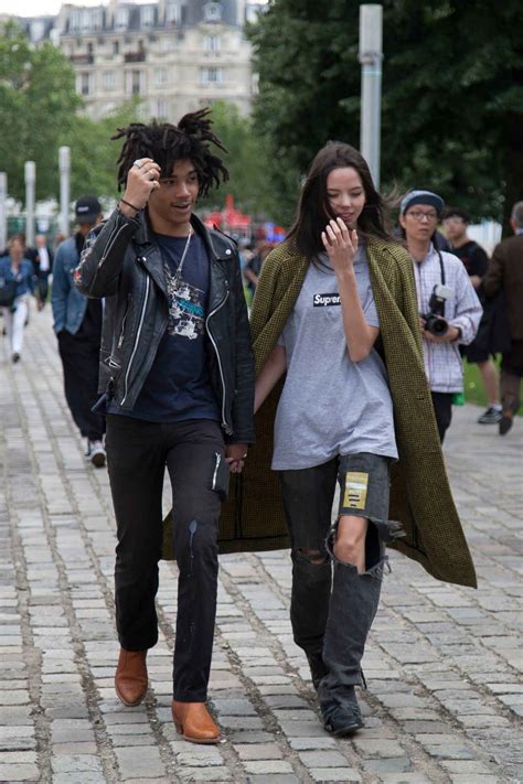 Colorful Bombers Strap Sandals And Ripped Denim Pop Up On The Street