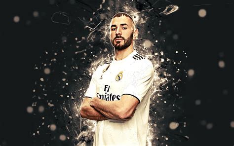 Karim Benzema Season 2018 2019 Footballers Neon Lights Real Madrid