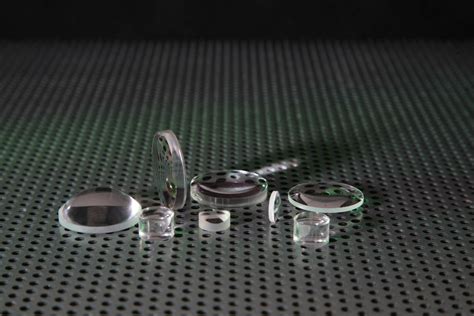 Lenses Uqg Optics