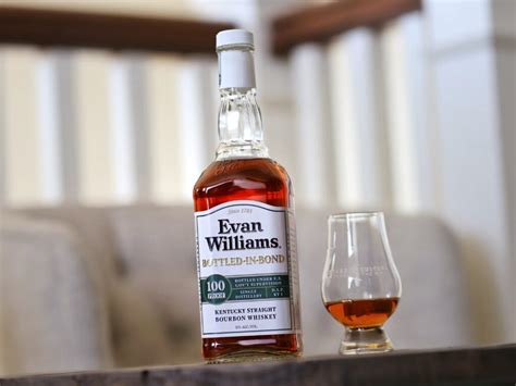 Evan Williams Bottled In Bond Bourbon Review Bourbon Culture