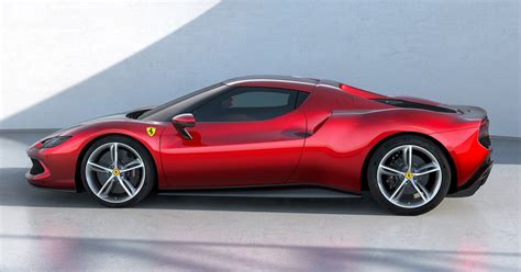 Ferrari представила 830 сильное купе 296 Gtb с компактным V6 под капотом
