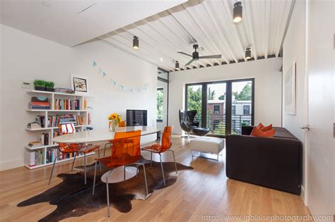 Brooklyn apartment photographer: three bedroom unit with Balcony in