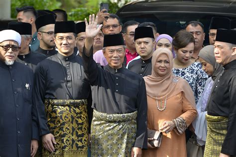 326 seats needed to win. Malaysia's new PM delays Parliament, and no-confidence vote