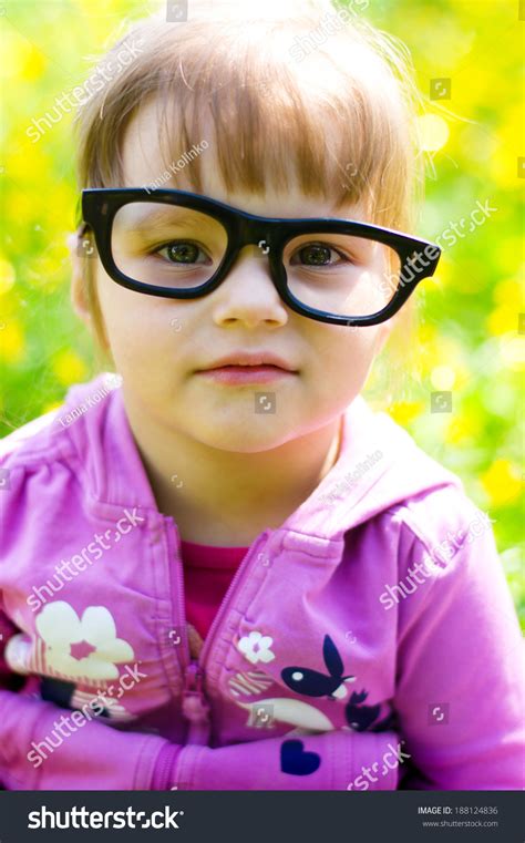 Portrait Cute Little Girl Wearing Glasses Stock Photo 188124836