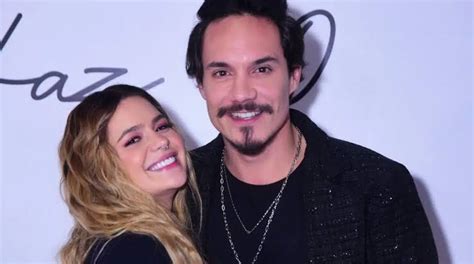 Viih Tube E Eliezer Anunciam Gravidez E Ela Exibe A Barriguinha