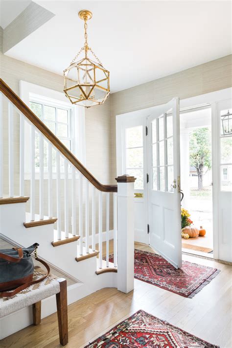 16 Comfortable Transitional Entry Hall Designs That Will