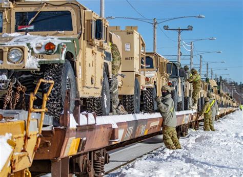 10th Mountain Divisions 1st Brigade Combat Team Conducts Movement