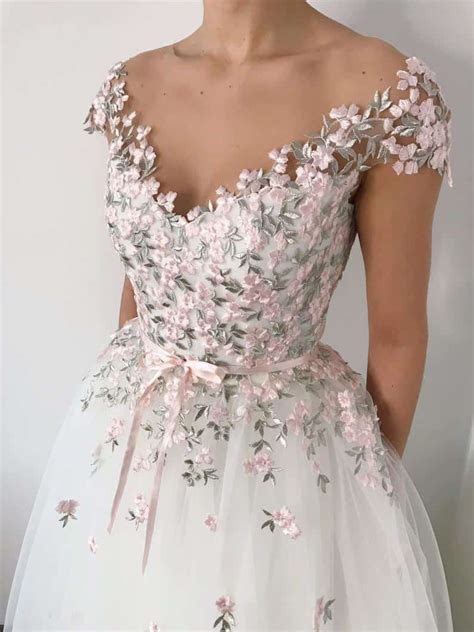Floral Wedding Dresses 15 Jaw Droppingly Gorgeous Ideas