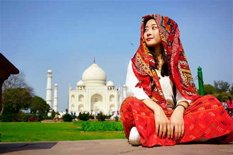 Best City to Live in India | HotDeals360