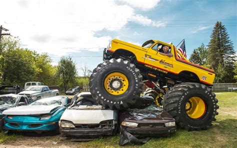 Showtime Monster Truck Michigan Man Re Creates One Of The Coolest