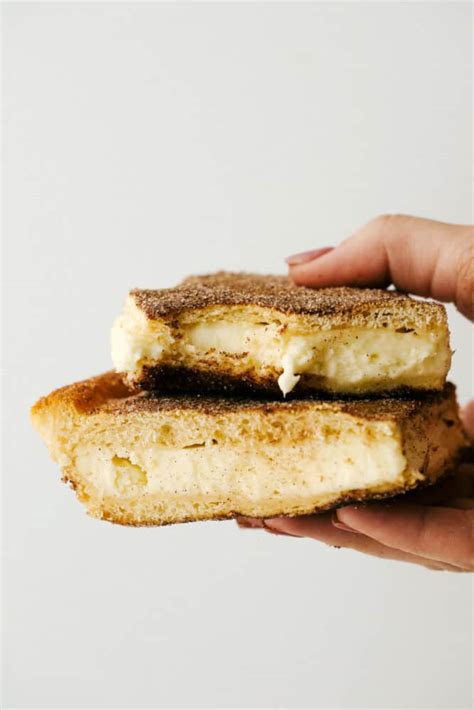 Churro Cheesecake Bars The Recipe Critic