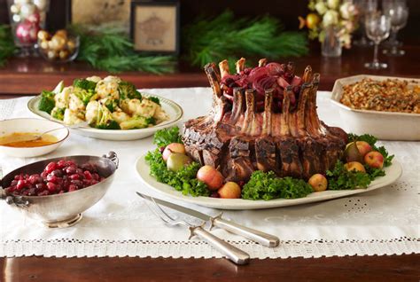 Embrace christmas traditions from around the world this year with these international christmas foods, from roast pig to saffron buns. Holiday Dinner Menu Ideas - Holiday Dinner Recipes