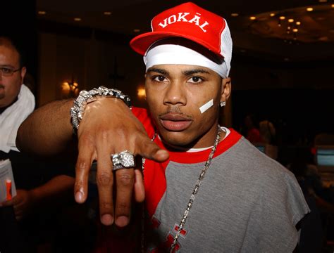 Rapper Nelly Der Vergewaltigung In Mindestens Zwei Fällen Angeklagt
