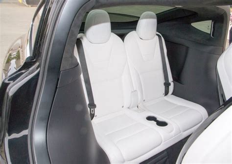 Tesla Recalls Model X Third Row Seats After Failed Strength Testing