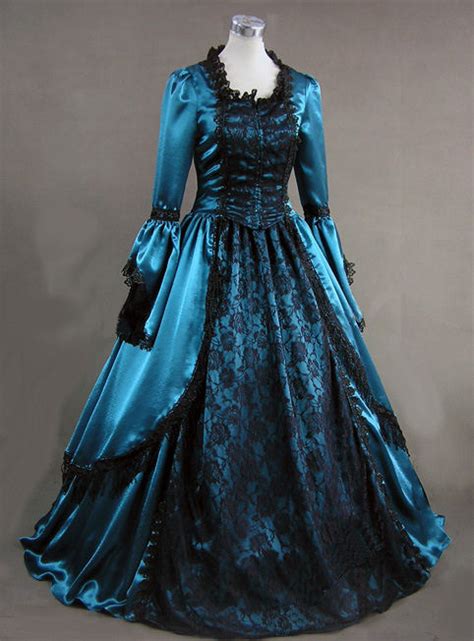 This Gorgeous 17th Century Ball Gown Is So Dainty Elegant And Classy