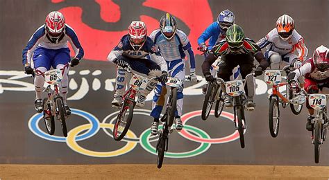 With only nine spots available for men and nine for women, it was not going to be an easy task, but considering just five women participated at the very first uci bmx freestyle. TRI SUJARWO: Pengertian BMX dan Cara Freestyle