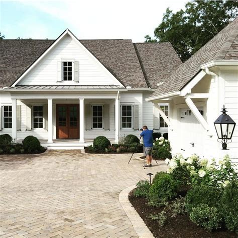 Exterior Paint Combo Is Sherwin Williams Dover White Sw6385 And The
