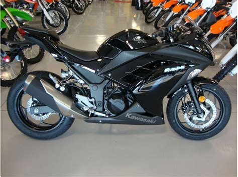 The most accurate 2014 kawasaki ninja 300s mpg estimates based on real world results of 130 thousand miles driven in 28 kawasaki ninja 300s. 2014 Kawasaki NINJA 300 ABS 300 ABS for sale on 2040-motos