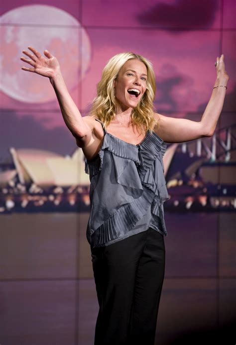 Chelsea Handler Goes Topless On Twitter After Calling Out Instagram For Sexist Nipple Policy