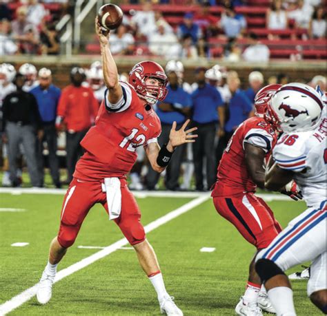 Liberty professionals live score (and video online live stream*), team roster with season schedule and results. 2018 College Football Team Previews: Liberty Flames - The ...