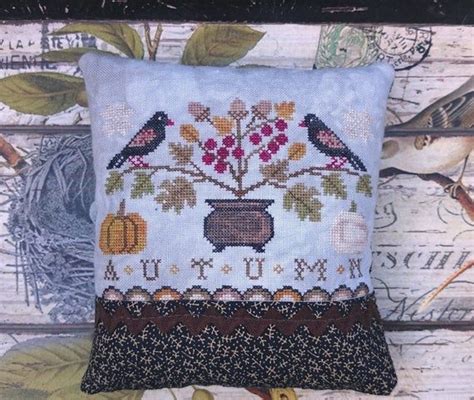 113 x 112 stitches 14 count aida: Seasons- Autumn | Cross stitch freebies, Stitch patterns ...