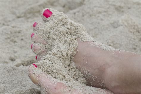 Feet In The Sand June Some Dazzling Sandy Toes A Flickr