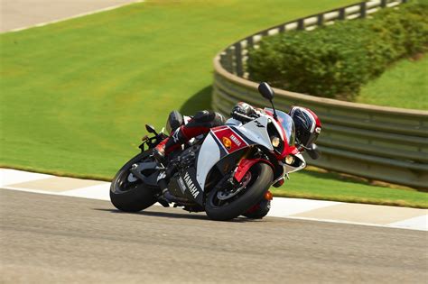 The new r1 takes engine the rear shock absorber on the 2009 offers variable speed damping, as well as an easy to tweak. 2012 Yamaha YZF-R1 Gallery 418630 | Top Speed