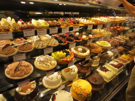 I have had the various cheesecakes and they are always quite good and i love their pies (apple and sweet potato in particular). I want (an affordable) Dessert Buffet Table (pics for ideas)