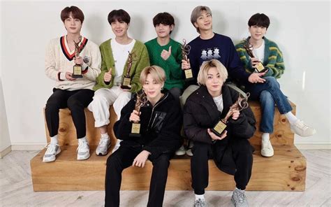 Bts will premiere exclusively on mtv in the u.s. BTS: Film Out è la loro nuova canzone colonna sonora di un ...