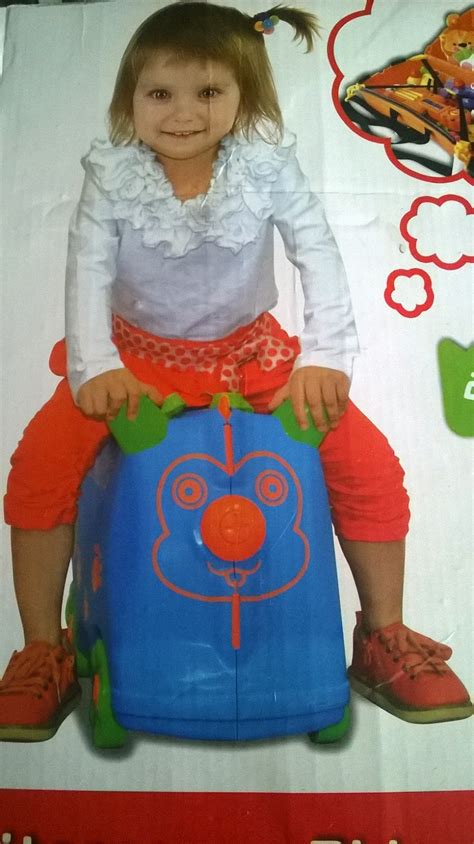 Outdoor & sporting goods company. BUTIK QALESYA AZZALEA: BEG PAKAIAN BERODA KANAK-KANAK