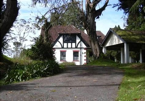 Banglo ala kolonial jim thomson cottage cameron highlands berusia lebih dari 100 tahun segmen 1: Disappearance of Jim Thompson - Wikipedia