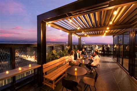 Restaurants in Adelaide: Enjoy The Experience At Crowne Plaza Adelaide