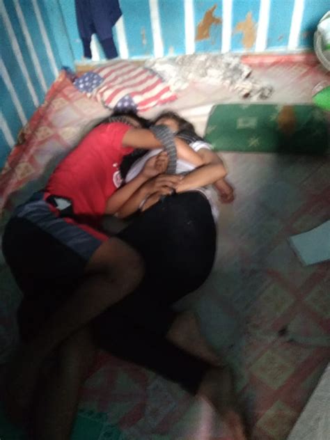 Permasalahan apapun bisa diatasi, baik itu pergaulan bebas, hal ini bisa diatasi, serta dihindari dengan beberapa jalan keluar penanganan dan pencegahan pergaulan bebas dengan beberapa cara diantaranya seperti berikut : Foto Seks Bebas Di Kalangan Pelajar - Cara Mengajarku