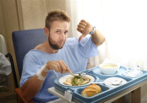 Chefs and health care food professionals are reimagining hospital food's potential one meal at a time. Whistle While You Work - EMS Wire