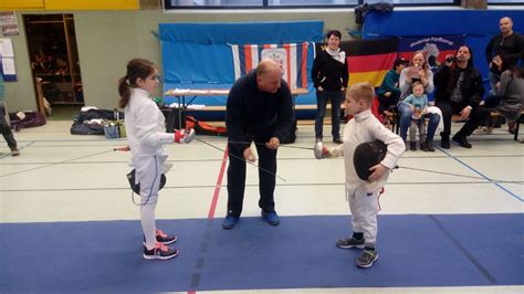 Welche sportarten dabei sind, wo die wettkämpfe stattfinden und wie man sie verfolgen kann. Talentsichtung Moderner Fünfkampf in Warendorf | Fecht ...