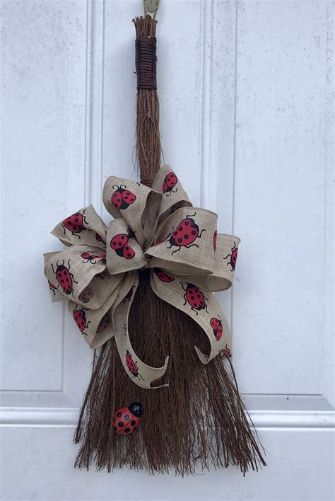 Cinnamon Broom Wreath Crafts Christmas Wreaths How To Make Wreaths
