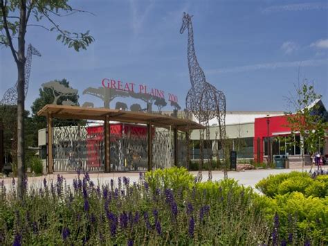 Great Plains Zoo And Delbridge Museum Of Natural History Travel South
