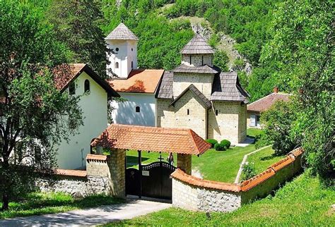 Mosteiro Pustinji Na Sérvia Puzzle Factory