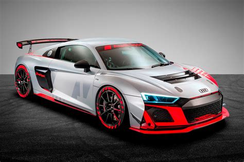 Audis New R8 Race Car Unleashed With 500 Hp Carbuzz