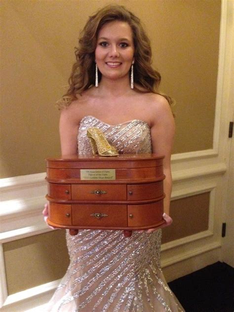 Clay County Fairest Earns Award At State Dale Hollow Horizon Dale