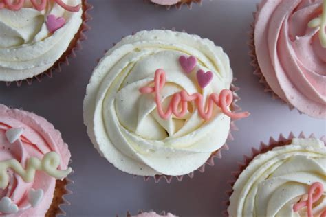 Love Cupcakes For Valentines The Baking Days