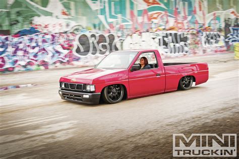 18 nisan 2020 cumartesi tarihte bugün yaşanan dünyada ve türkiye'de önemli ve tarihi, dini ve siyasi olaylar, bugün doğan ve ölen ünlüler kronolojik sırası ile bulabilirsiniz. 1993 Nissan Hardbody - Hater Creator - Mini Truckin` Magazine