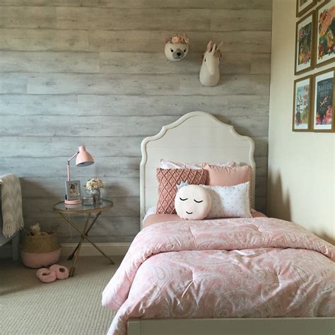 Beautiful Rooms Hold Beautiful Dreams Love This Little Girls Room