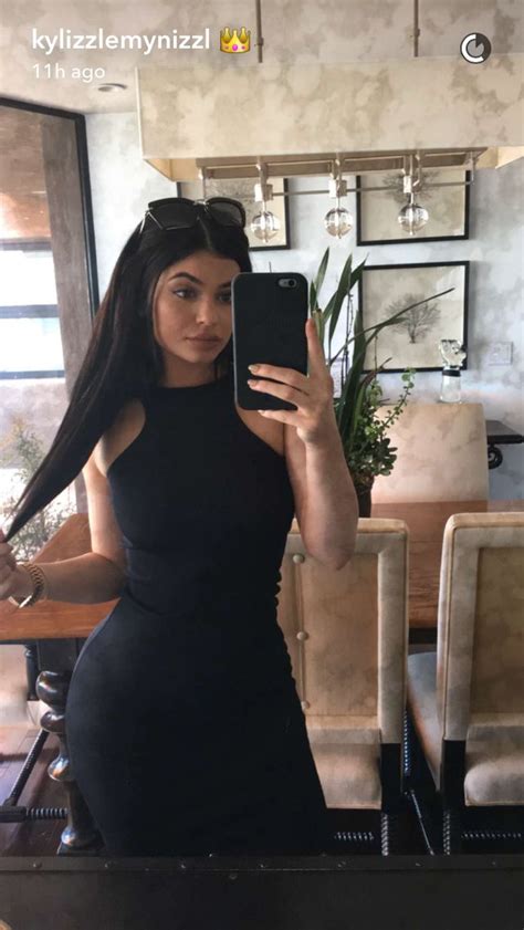 kylie snap chat kylie jenner outfits kylie jenner kylie jenner snapchat