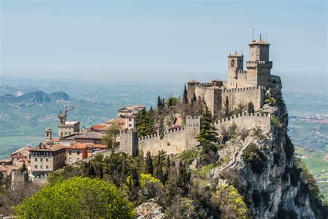 Ripóbblica d' san marein), also known as the most serene republic of san marino. San Marino | Utrikespolitiska institutet