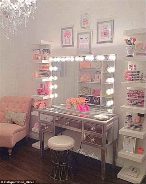 Make Up Junkies Flaunt Their Very Stylish Beauty Rooms Daily Mail Online
