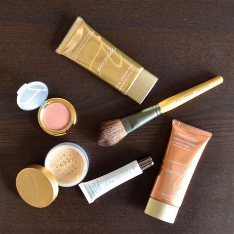 Review Jane Iredale Mineral Cosmetics Call Me Katie