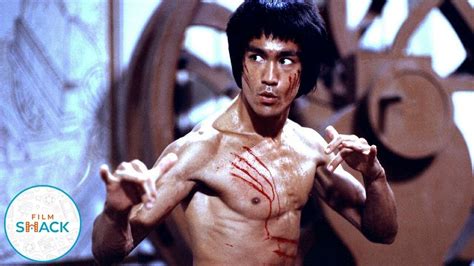 Top 10 Best Bruce Lee Fighting Moments Youtube