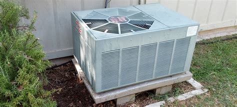 This article discusses the how the cooling coil (evaporator coil) in the air conditioning air handler unit is cleaned. How to Clean Air Conditioner Coils (12 Simple Steps) - Air ...