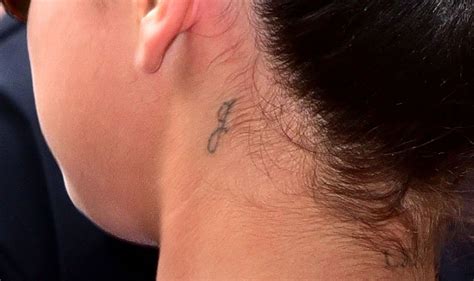 How Many Tattoos Does Selena Gomez Have Singer Flaunts Massive New